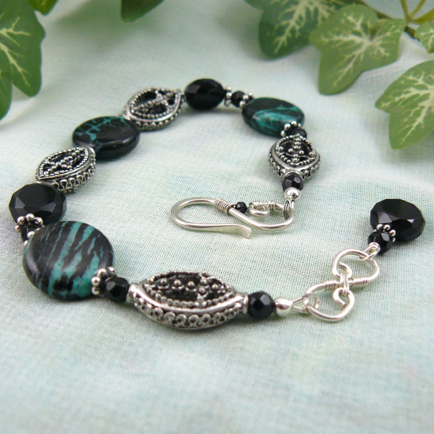 Emerald Green and Black Striped Zebra Agate Stone and Pewter Cross Beaded Faith Bracelet