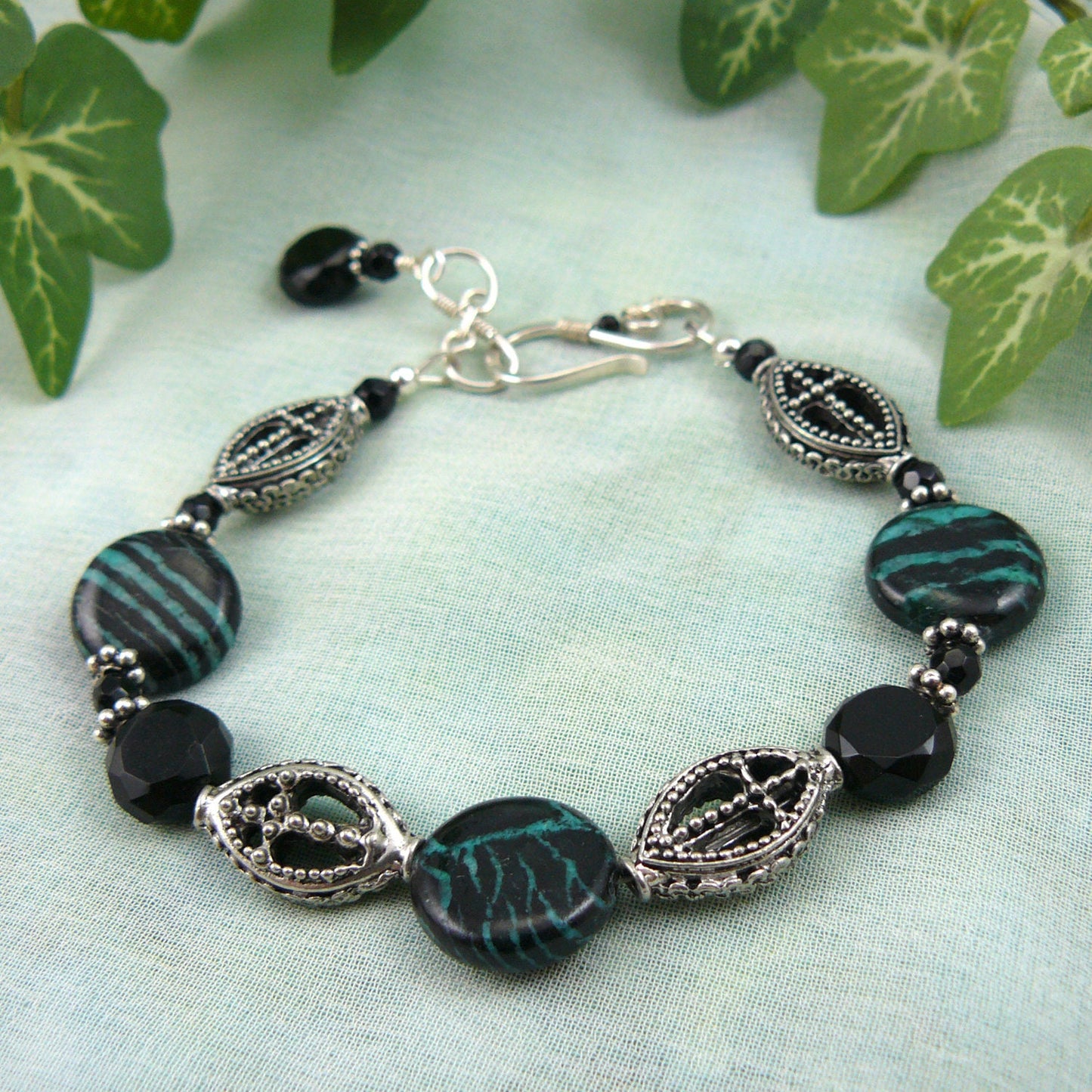 Emerald Green and Black Striped Zebra Agate Stone and Pewter Cross Beaded Faith Bracelet