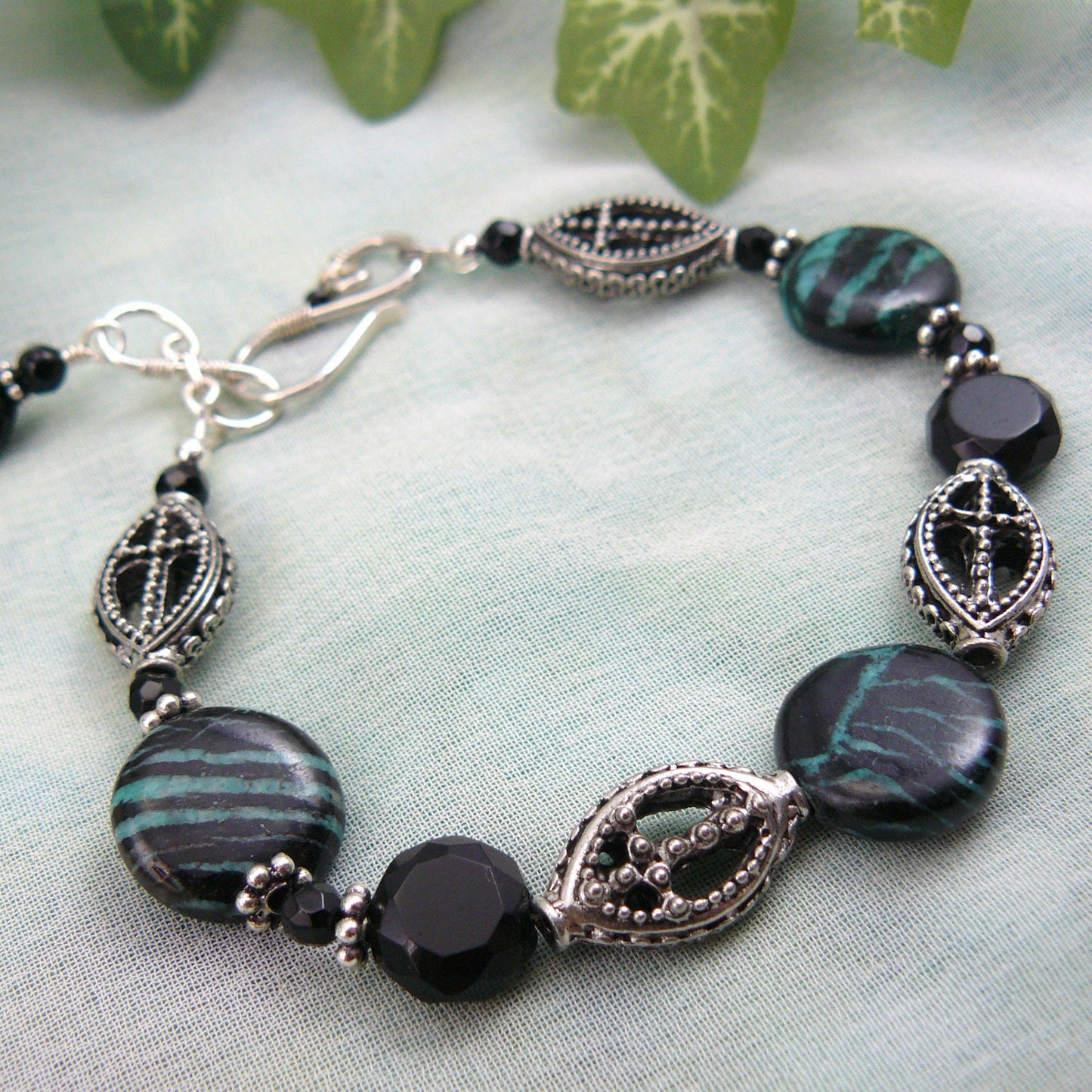 Emerald Green and Black Striped Zebra Agate Stone and Pewter Cross Beaded Faith Bracelet