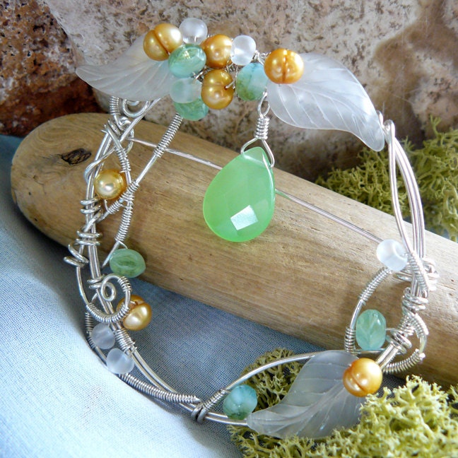 Lucite Leaf and Freshwater Pearl Wreath Style Wire Wrapped Sterling Silver Pin or Brooch
