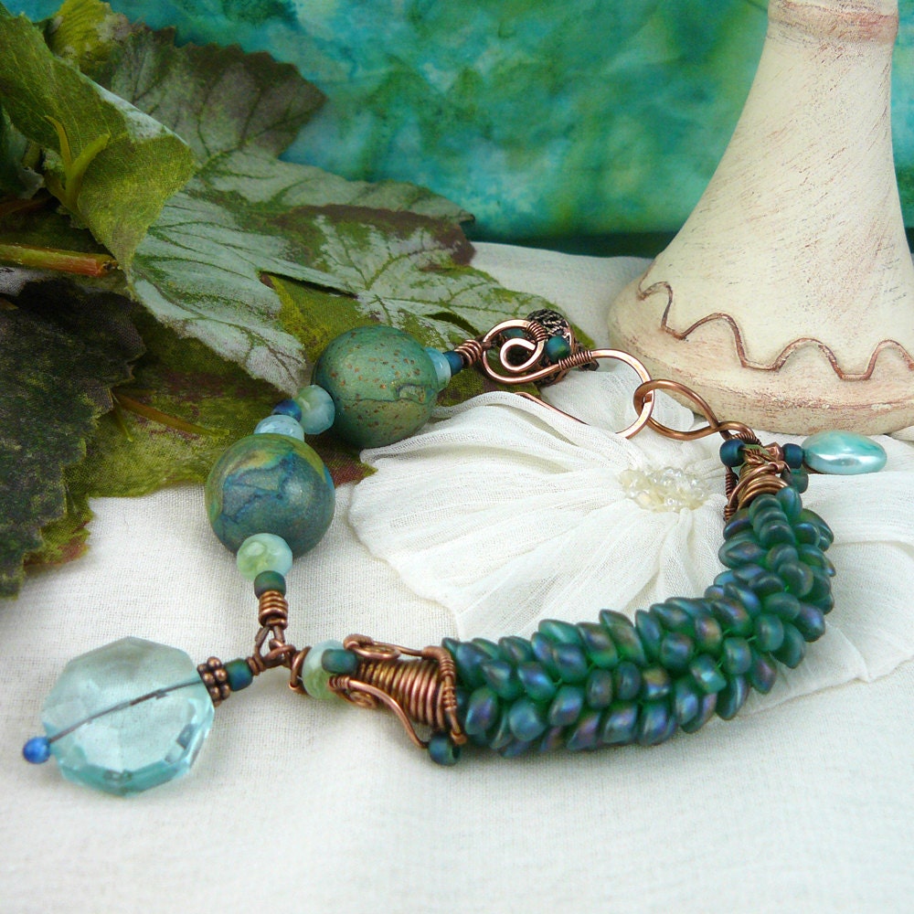 Green Magatama Bead Water Dragon Scale Kumihimo Bracelet